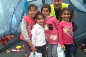 Charity United Refugee Aid in Idomeni