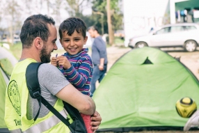 Charity United  Refugee Aid in Idomeni, Greece