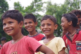 Classes being held at one of the slums in India where Charity United’s educational programs are in operation.